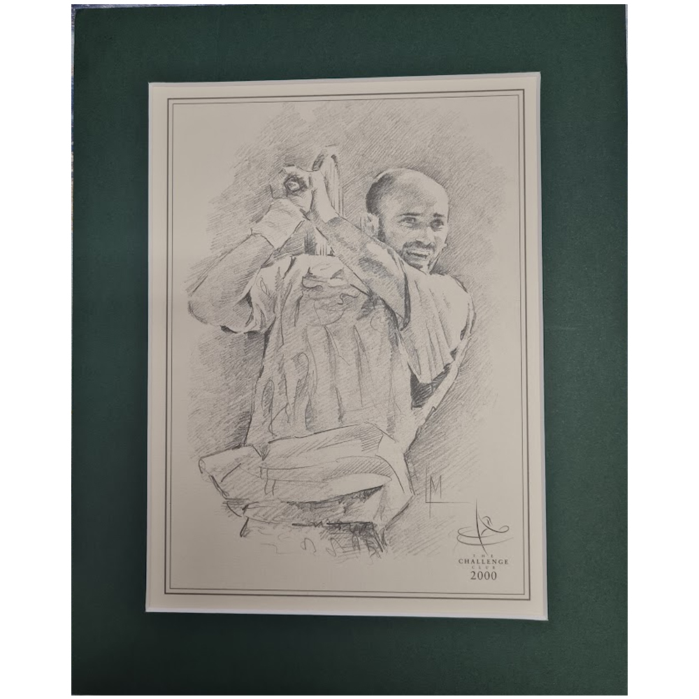 Sports shoes for men Image of a pair of stylish red and white sports shoes, designed for enhanced performance and comfort.